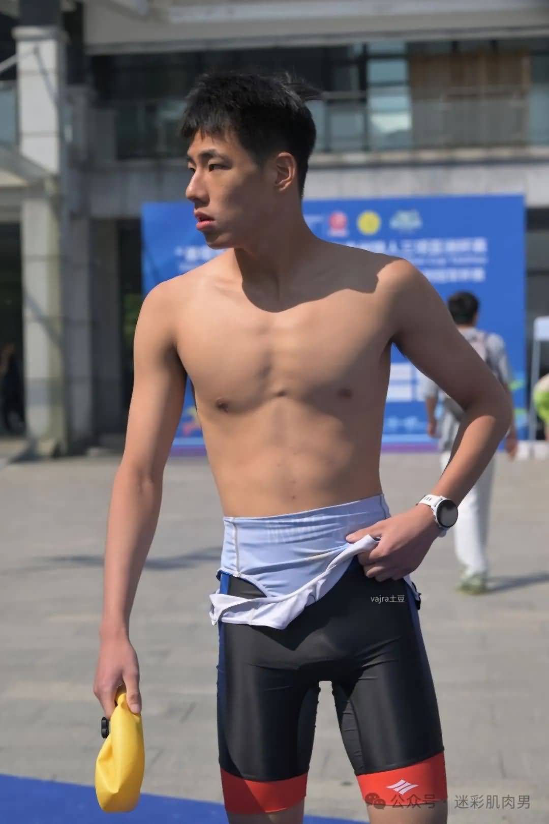 2024铁人三项内蒙体育生实力藏不住,这西北男大太顶啦!