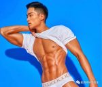 天使的颜值,魔鬼的身材,极品肌肉猛男