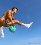 谁懂这个身材的含金量?黑皮篮球体育生