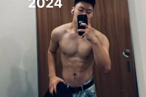 西安交大20岁的黑皮体育生,已经有西北汉子的男人味了!