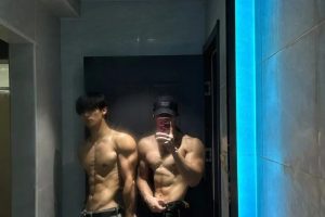 两位北体185体育生帅哥,高颜值,八块腹肌