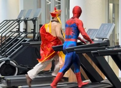 杭州街头的肌肉法海，网友直呼人尽可夫！