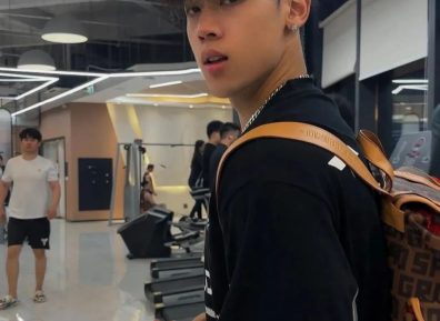 185CM黑皮肌肉小哥激潮,行走的荷尔蒙!