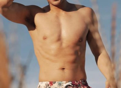 篮球体育生大长腿长太帅,高中就做男模赚钱了!