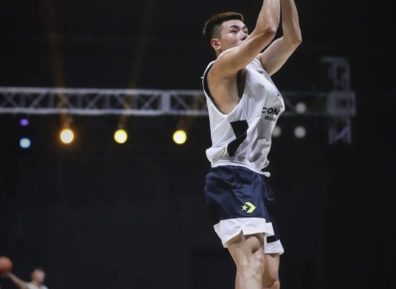 北京体育学院196CM篮球帅哥,河南小伙没让人失望!