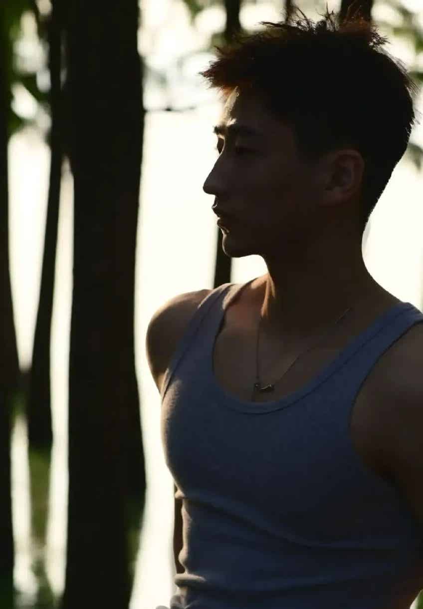 图片[8]-奶帅奶帅的八块白皮腹肌体育生！-小蓝短视频