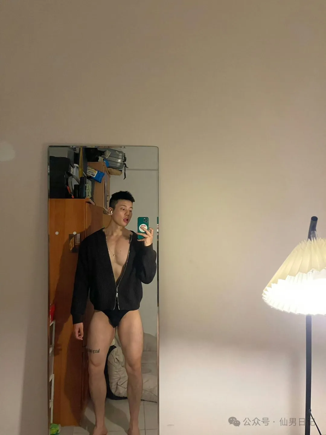 图片[8]-186cm体育生酒店照片曝光，大包意外抢镜！-小蓝短视频