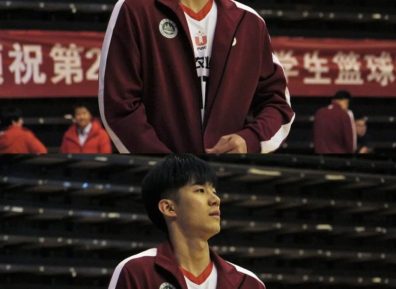 185CM的篮球体育生男高太帅了！“山东大老公”！