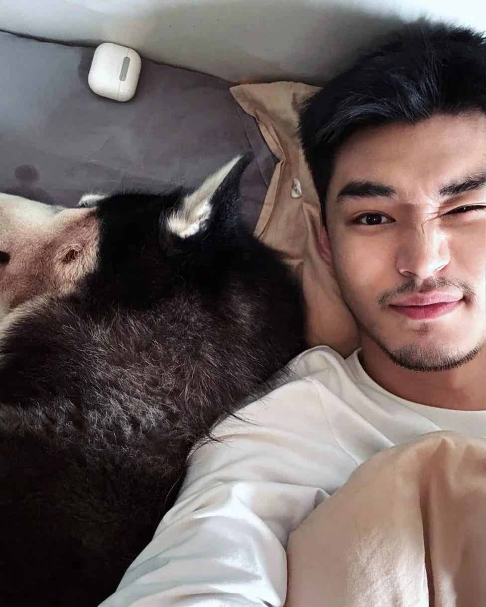 图片[8]-浓眉多面模特！青春阳光 & 性感熟男切换自如 | 网红帅哥-小蓝短视频