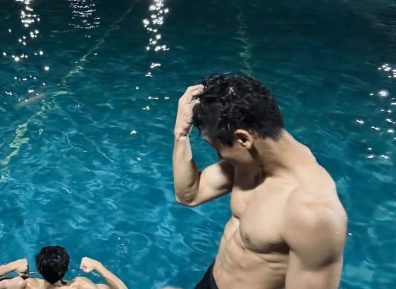 178cm男大黑皮体育生校草八块腹肌太香了!