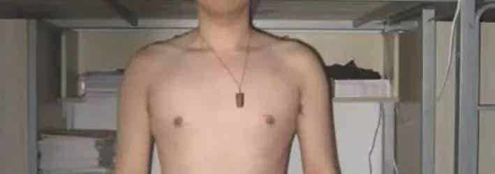 图片[9]-男生练出大胸肌能干嘛？这是我见过最骚的操作......-小蓝短视频