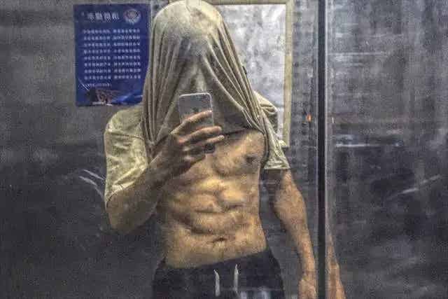 图片[10]-《宿敌》里的痞帅男二号，走红实属不易！-小蓝短视频