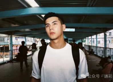 大喉结正装男脱了荷尔蒙太强啦，大实力藏不住！