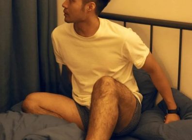 暗恋的黑皮白袜同事？