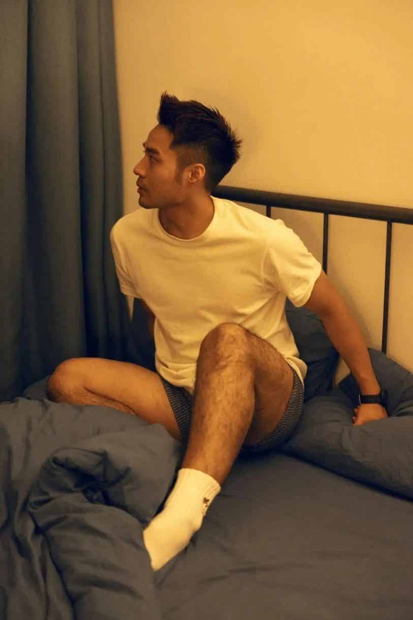 暗恋的黑皮白袜同事？-小蓝短视频