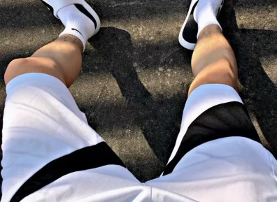 表哥来我家借住，打开了新世界