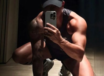 黑皮体育生大狼狗，男友直呼受不了.......