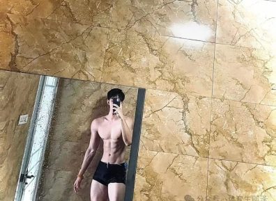 195薄肌体育生男模,CK内裤性感好诱惑......