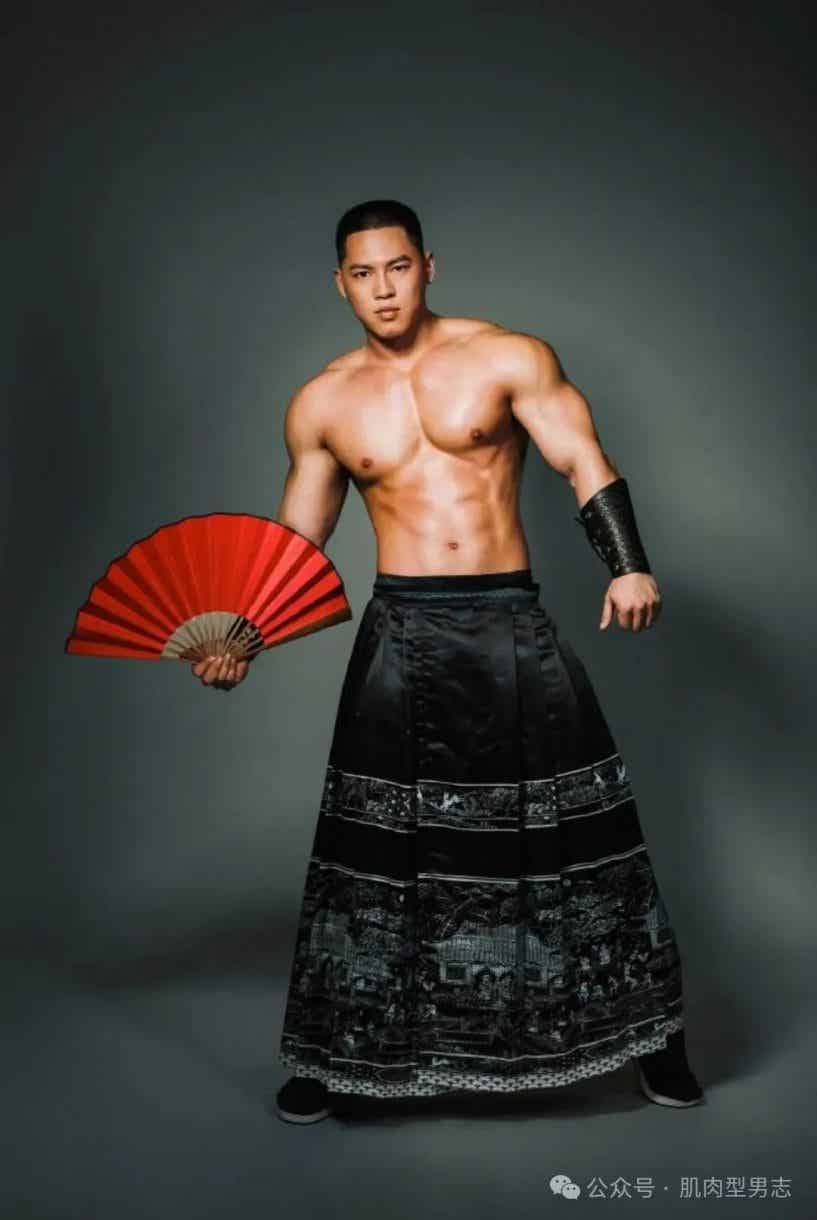 图片[3]-国风江湖肌肉帅哥，是你喜欢的类型吗？-小蓝短视频