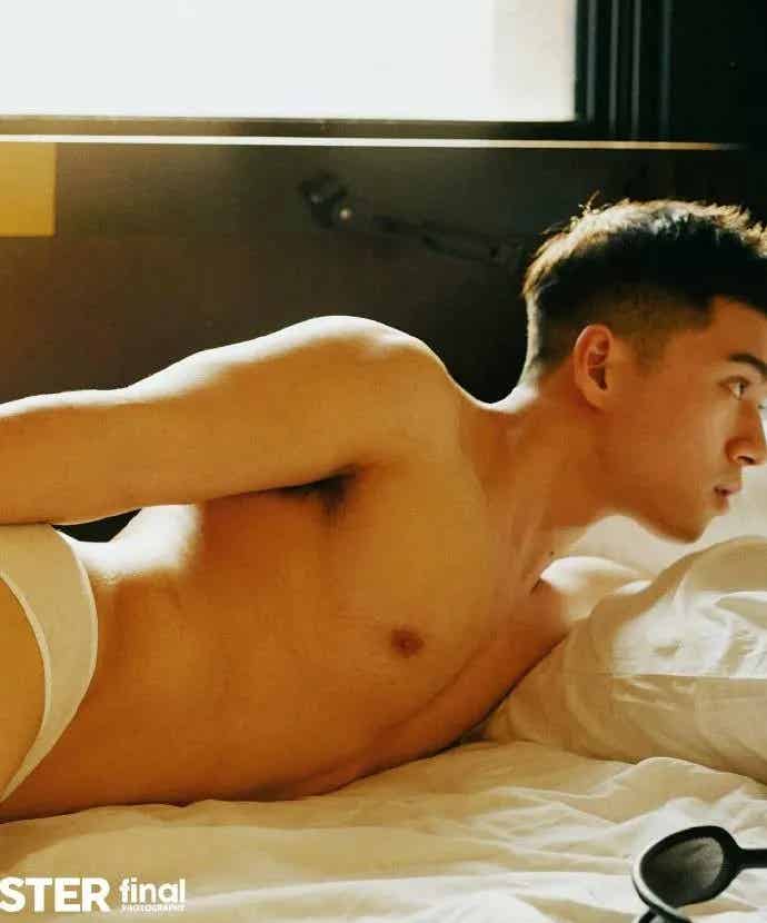 图片[5]-肌肉小奶狗落尔洛有多让人上头？！-小蓝短视频