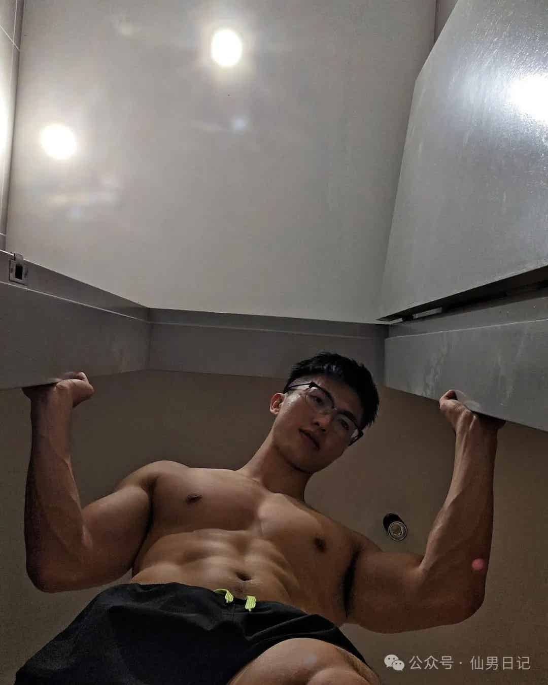 图片[12]-设计师各种花样在ins上爆火！网友辣评：还是你们文化人会拍……-小蓝短视频