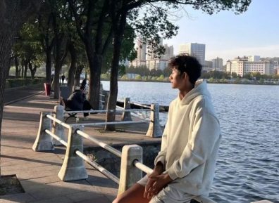 195体育生运动员，大长腿无处安放，腿比命长，好喜欢.......