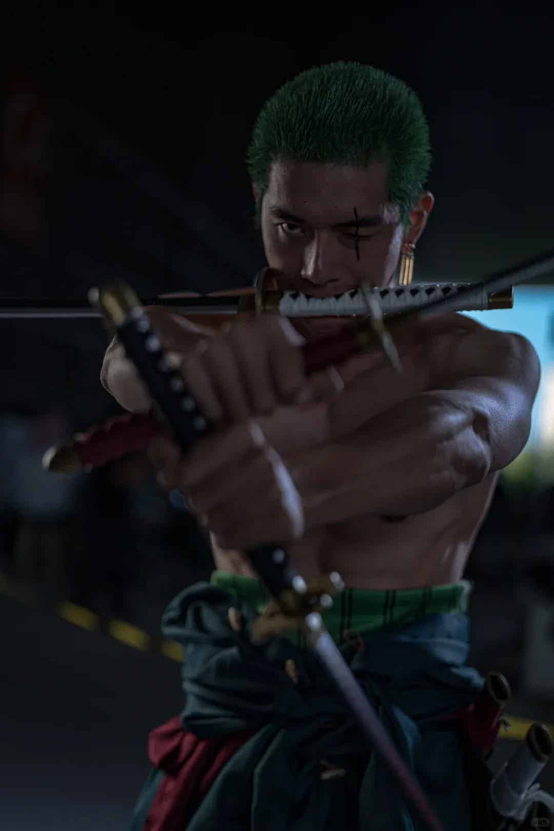 图片[4]-西北寸头汉子，肌肉腹肌COSer-小蓝短视频