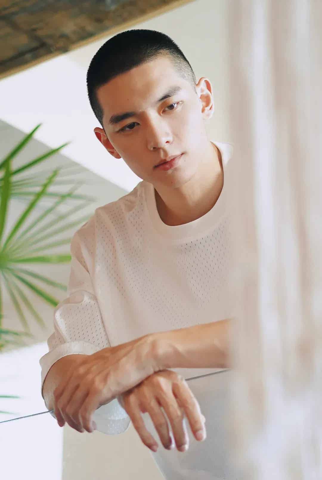 图片[18]-西北寸头汉子，肌肉腹肌COSer-小蓝短视频