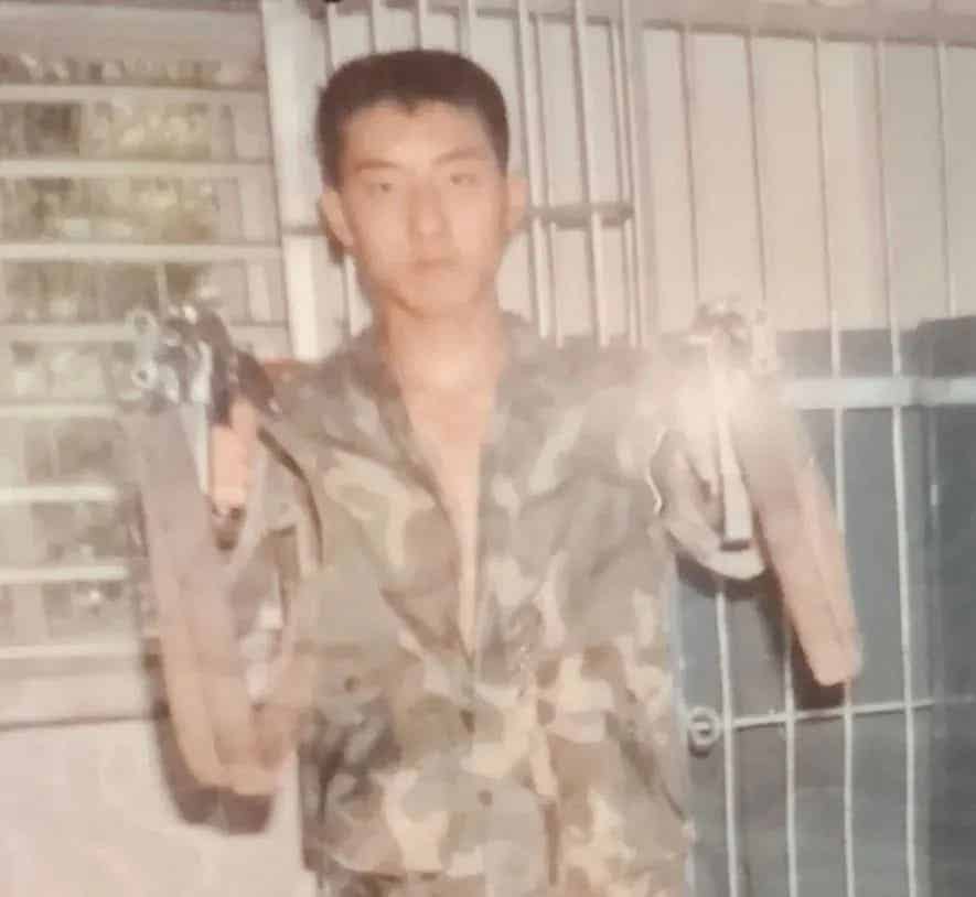 图片[6]-“大鼻宝藏男神”张戈，从退伍兵到冠军级健美选手，他的肌肉美学让人上瘾！-小蓝短视频