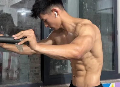 黑皮腹肌好腰比体育生还有市场！