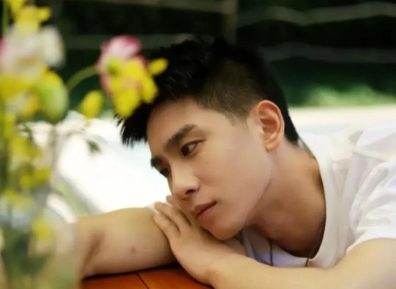 薄肌倒三角人鱼线，通讯录们理想对象！