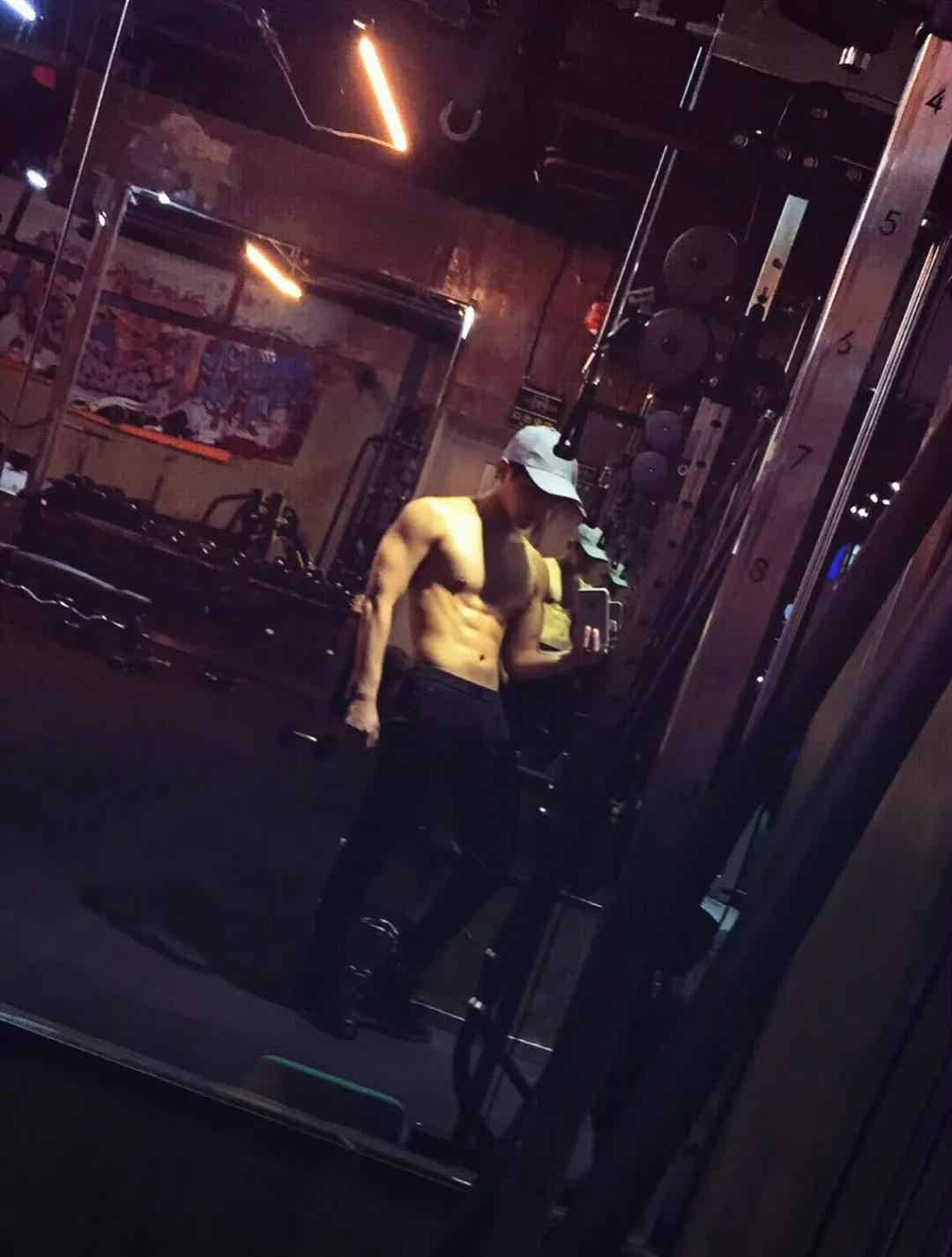 图片[9]-《封神2》还没上映，陈牧驰“室友”再次冲上热搜！-小蓝短视频