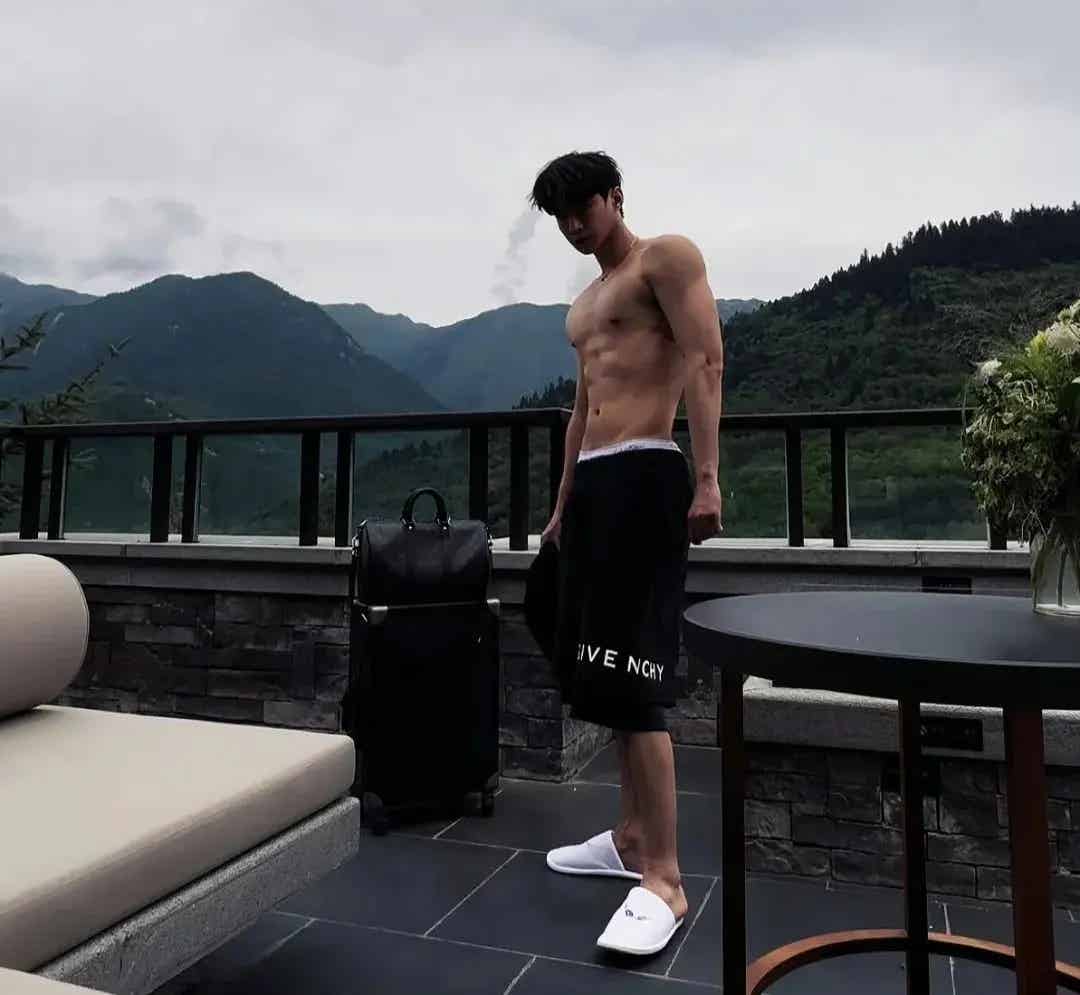 图片[18]-《封神2》还没上映，陈牧驰“室友”再次冲上热搜！-小蓝短视频