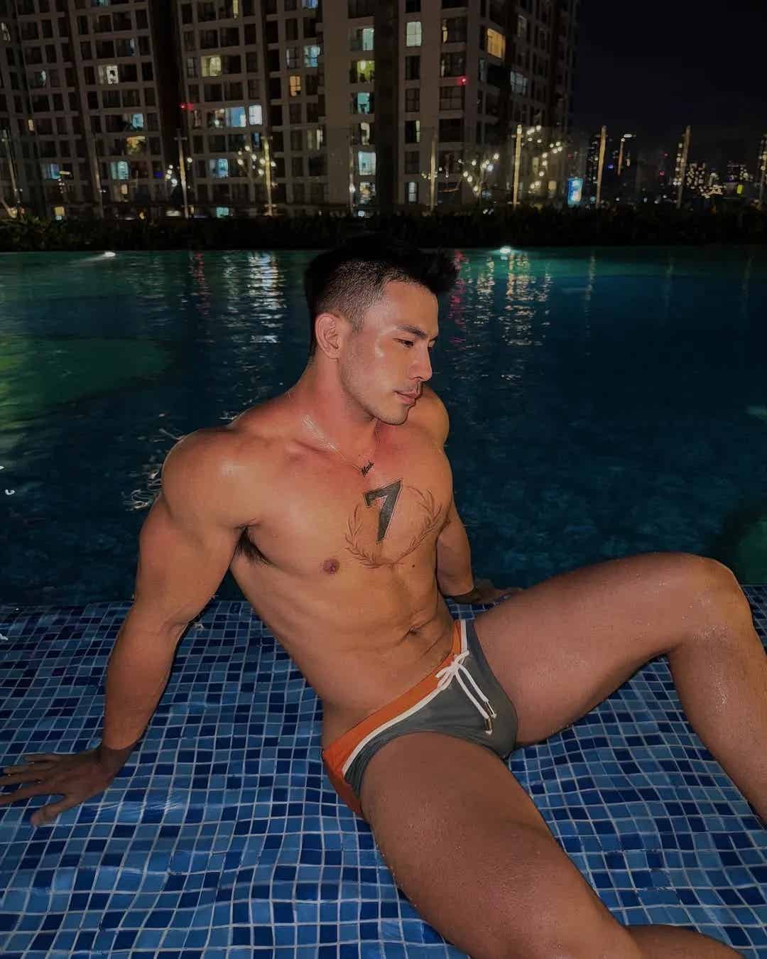 图片[25]-越南男模阮维海：从魅力男神到甜蜜日常，他的生活到底有多迷人？-小蓝短视频