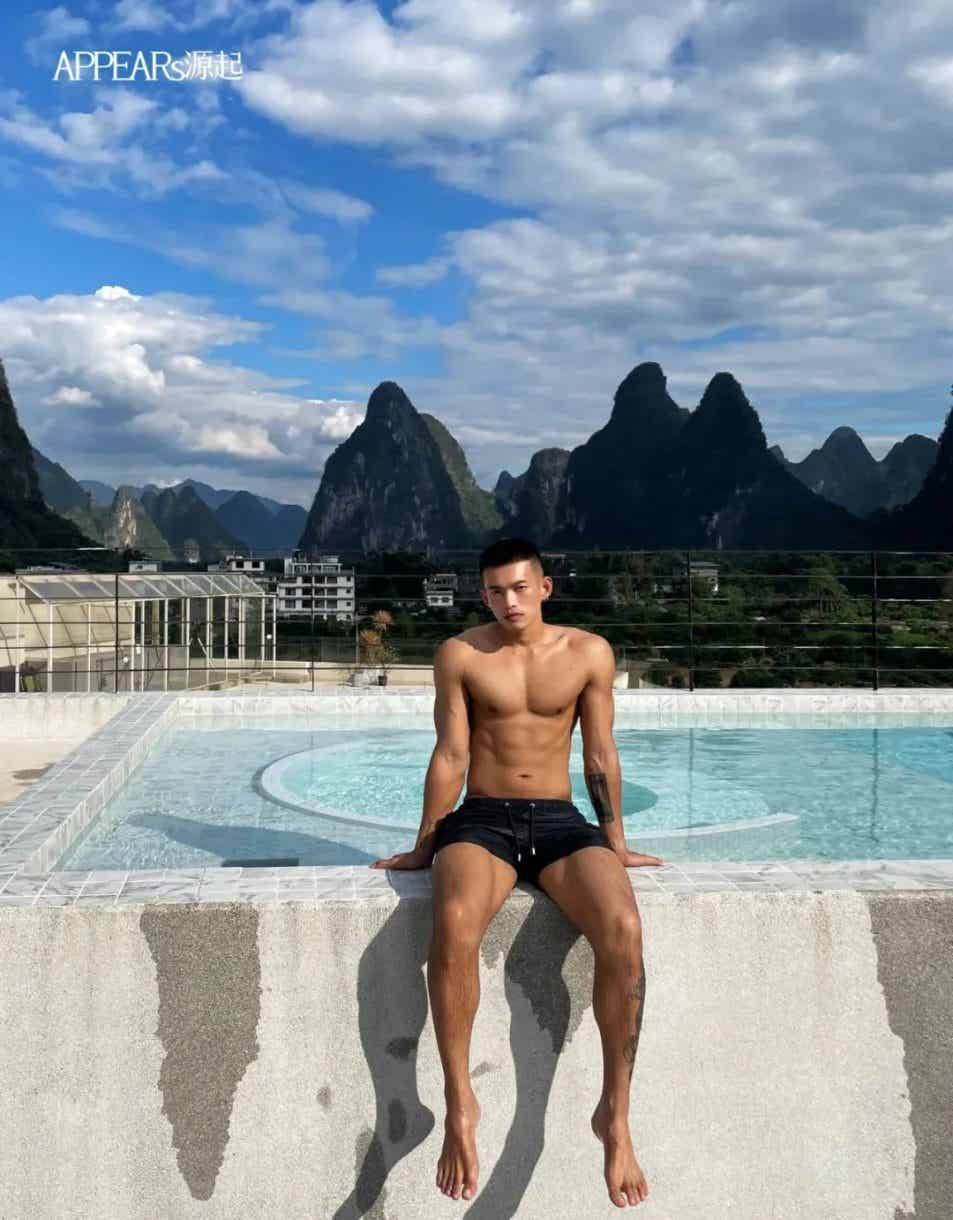 图片[10]-黑皮性张力天菜拍写真，我一个直男都醉了！-小蓝短视频