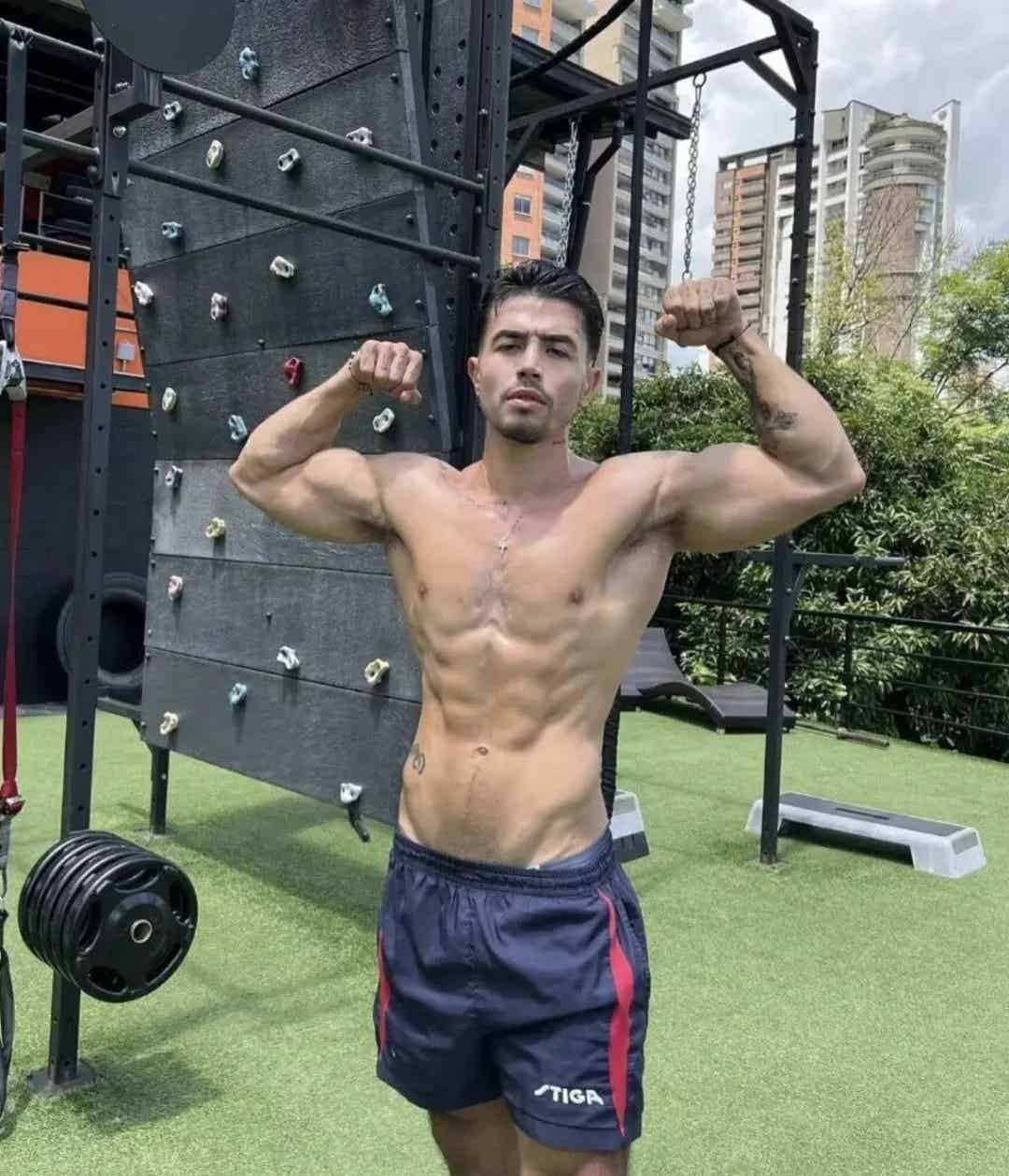 图片[7]-灰裤子，大实力藏不住！-小蓝短视频