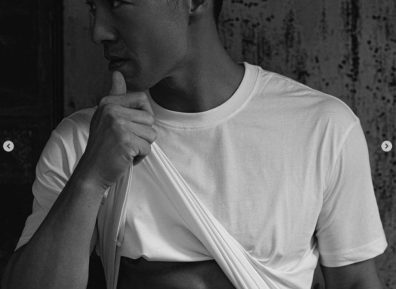 安志杰酒店自拍私照火了,被男粉现场表白真的大..