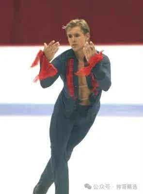 图片[3]-183CM粗壮肌肉男演员 扮演性感肌肉天使超诱-小蓝短视频