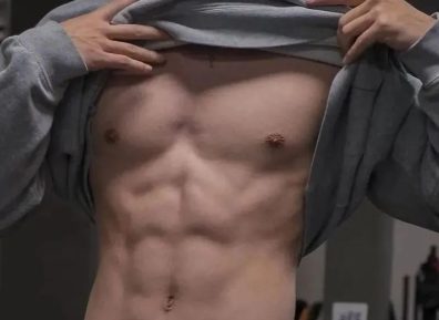 190CM肌肉护士小哥哥脱衣自拍,简直让人心跳加速!