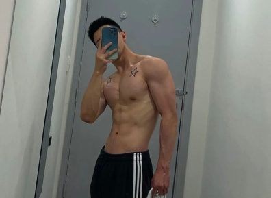 精壮黑皮筋肉小哥,一起双叒叕玩水!