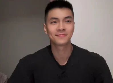 被刘姥姥约酒，承认被女记者采访，邓举海又变帅了？