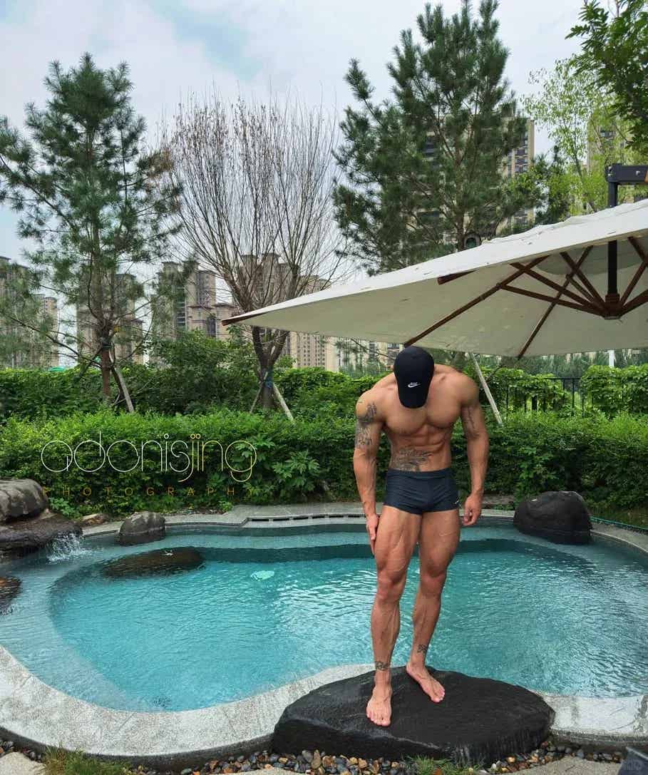 图片[7]-又又又被粉丝考古啦！192CM汪顺的泳裤太太勒了！-小蓝短视频