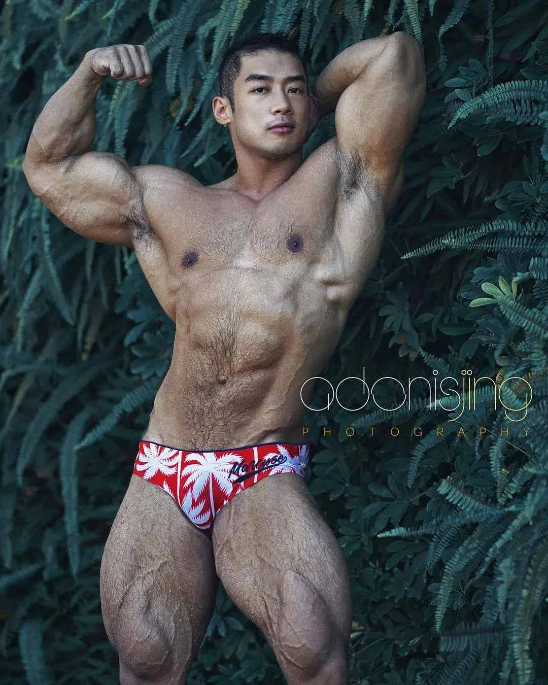 图片[15]-摄影师刘京的男人们，宽肩细腰翘臀是标配-小蓝短视频