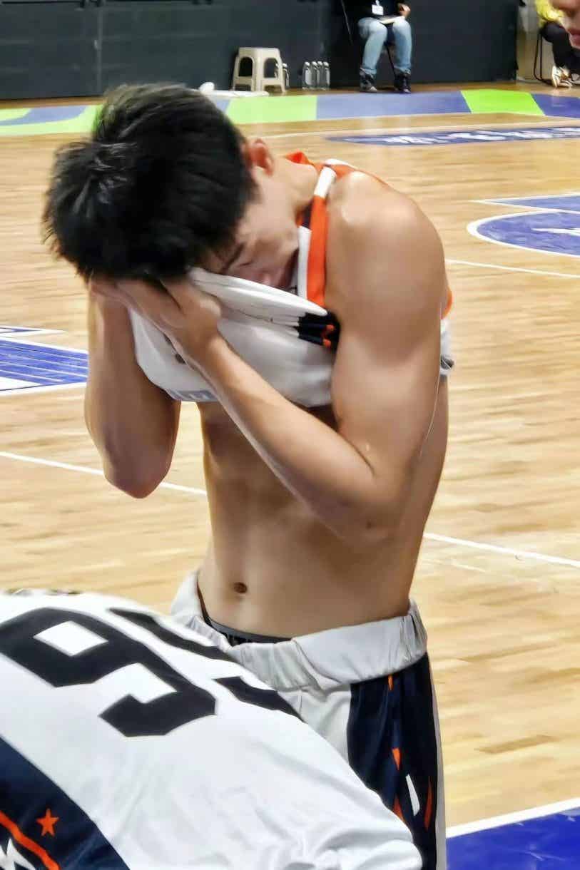 图片[7]-上海185cm篮球体育生帅哥-小蓝短视频