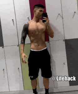 图片[13]-那个被偷袜子的小红书肌肉博主，原来是他-小蓝短视频