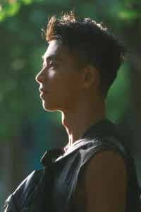 图片[9]-00后年下黑皮腹肌小哥，这也太可了吧！-小蓝短视频