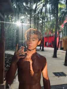 图片[11]-00后年下黑皮腹肌小哥，这也太可了吧！-小蓝短视频