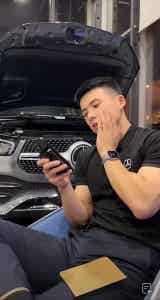 图片[10]-壹臣？又火了？穿正装皮鞋卖车的超帅销售！-小蓝短视频