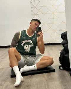 图片[5]-那个被偷袜子的小红书肌肉博主，原来是他-小蓝短视频