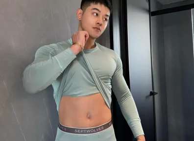 晒成黑皮又怎样?北京男孩泡在水里的快乐